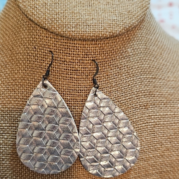 Silver Textured Teardrop Earrings - Picture 1 of 2